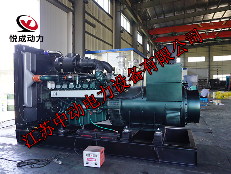 DP222CB韓國斗山700KW柴油發(fā)電機組